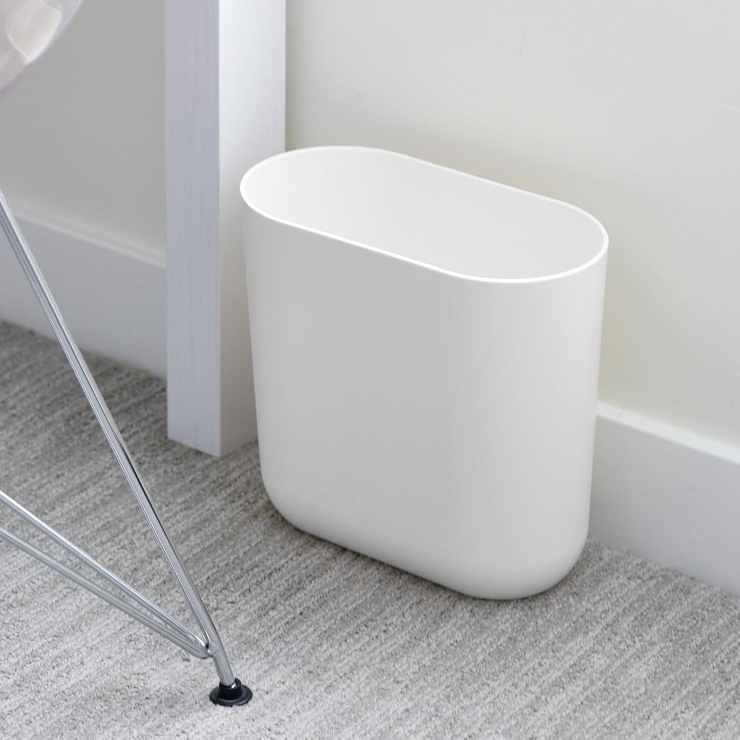 iDesign Small Slim Plastic Bathroom Trash Can, Garbage Can for Bedroom, Office, Desk, Dorm, 2-Pack, White